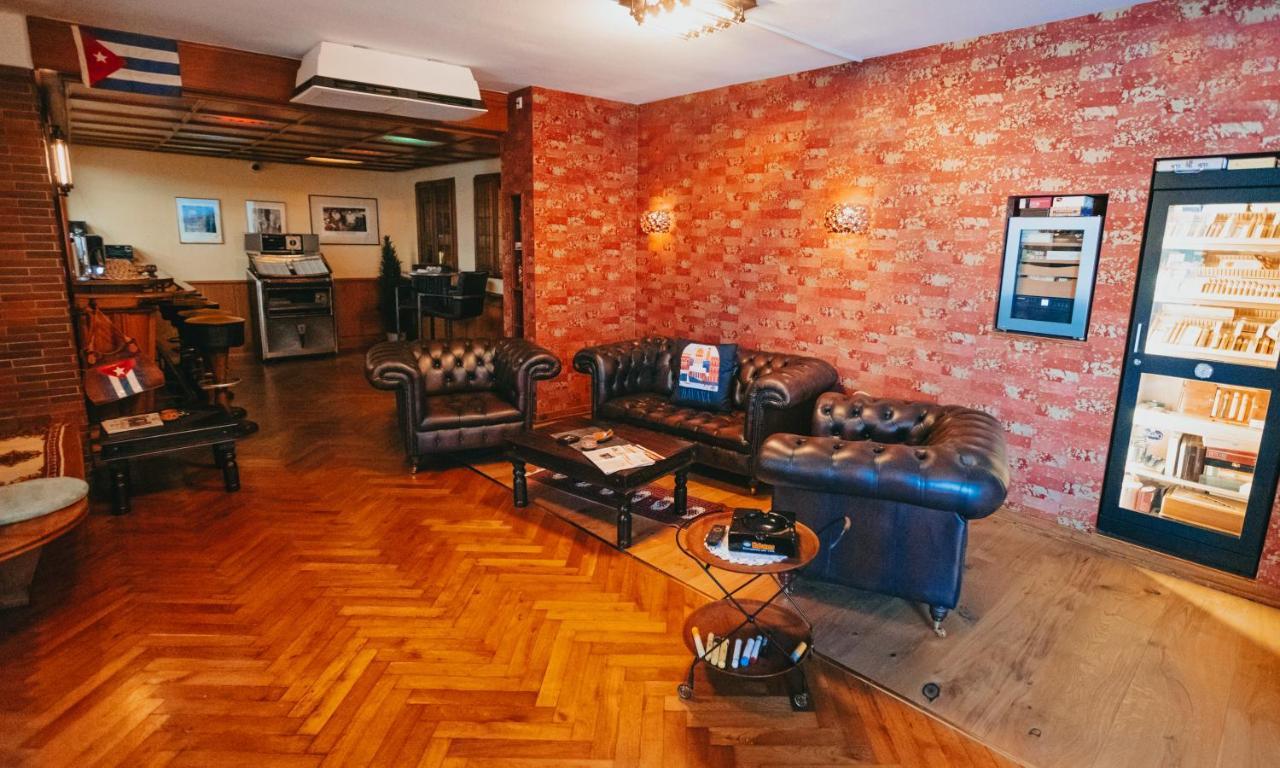 Dooscht Gaestehaus Reichshof Kröv エクステリア 写真