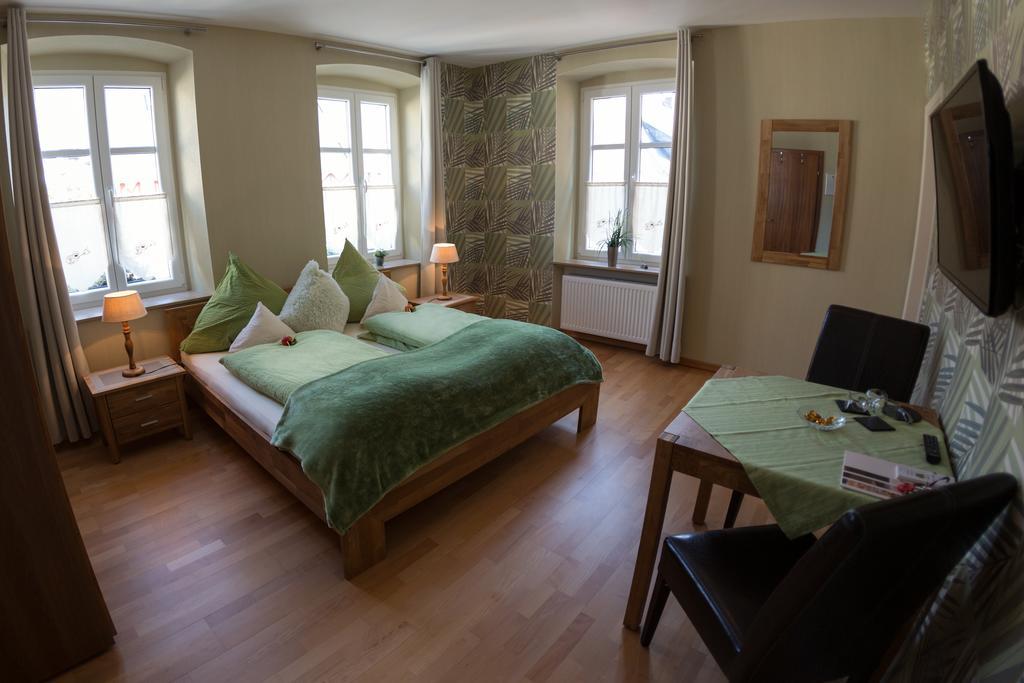 Dooscht Gaestehaus Reichshof Kröv エクステリア 写真